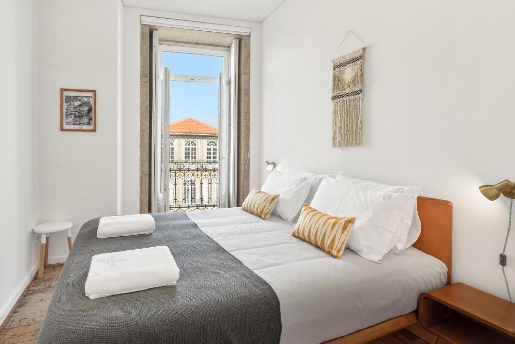 Host Wise - Lovely Shinny Flats With Balcony - Clerigos Porto Zewnętrze zdjęcie