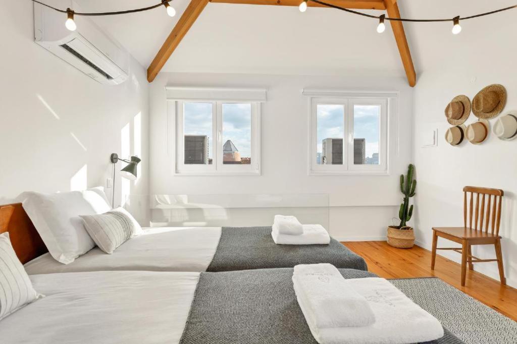Host Wise - Lovely Shinny Flats With Balcony - Clerigos Porto Zewnętrze zdjęcie
