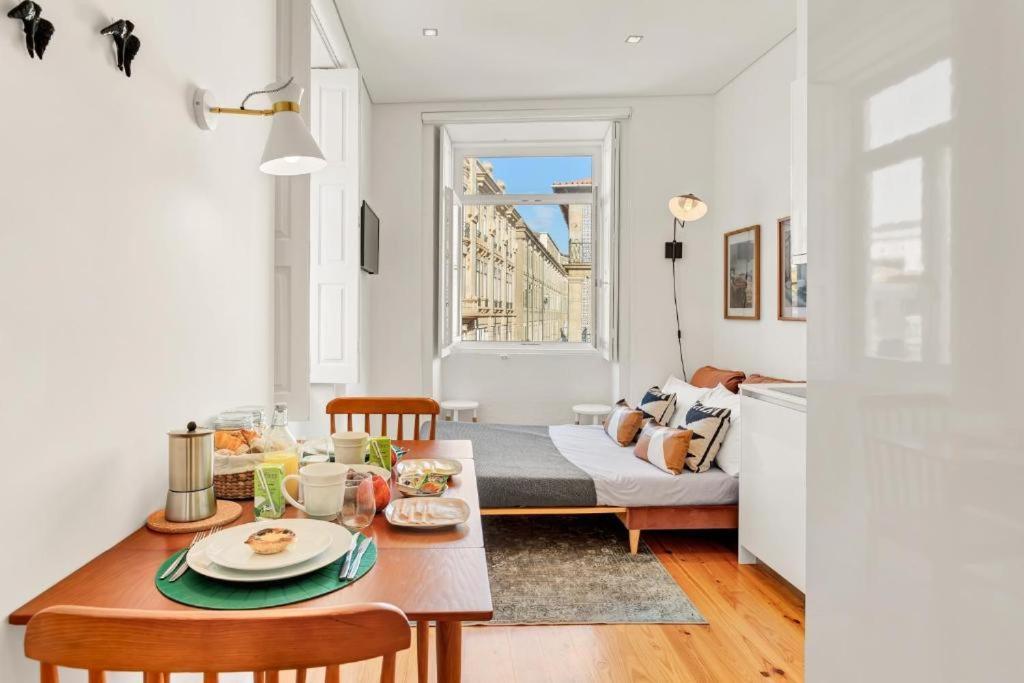 Host Wise - Lovely Shinny Flats With Balcony - Clerigos Porto Zewnętrze zdjęcie