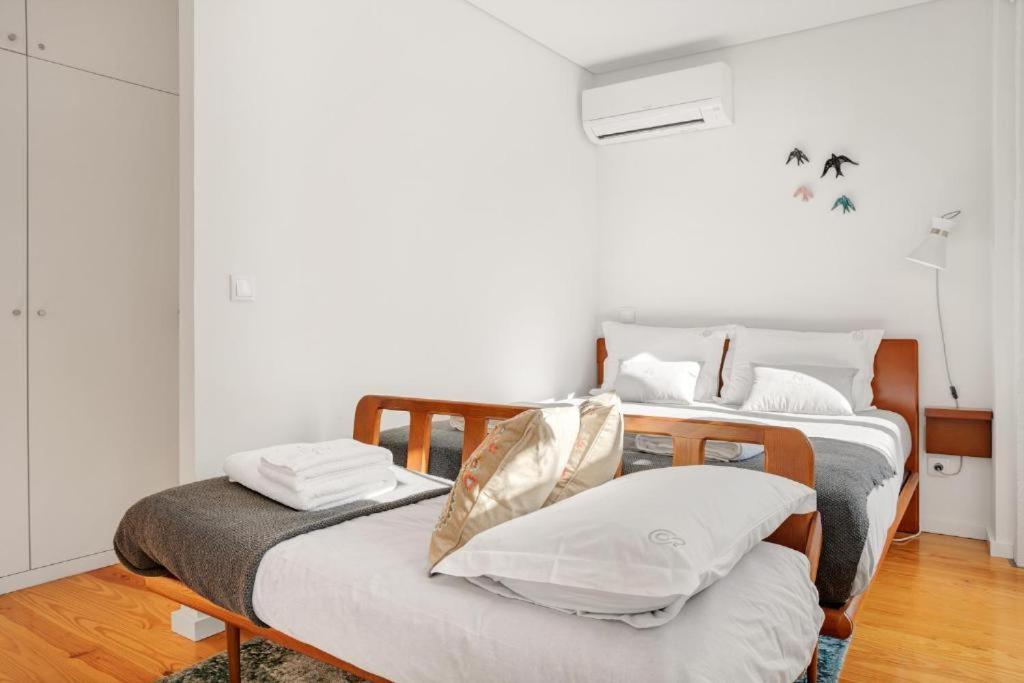 Host Wise - Lovely Shinny Flats With Balcony - Clerigos Porto Zewnętrze zdjęcie