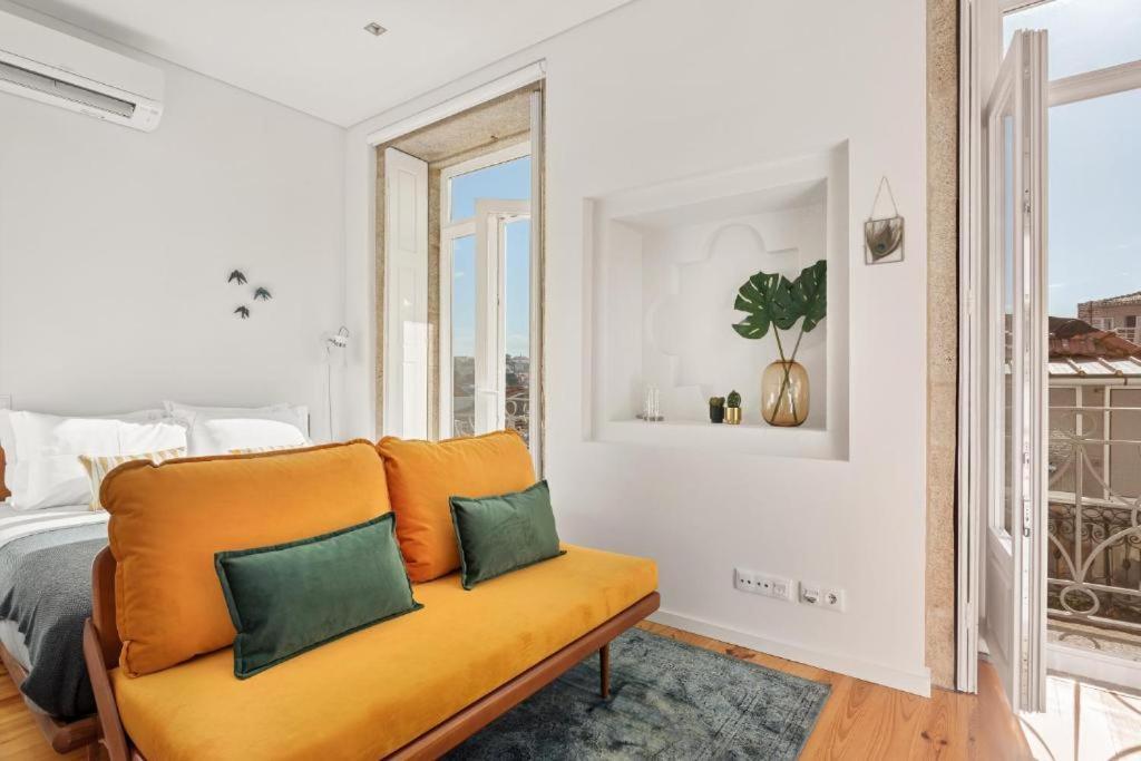 Host Wise - Lovely Shinny Flats With Balcony - Clerigos Porto Zewnętrze zdjęcie