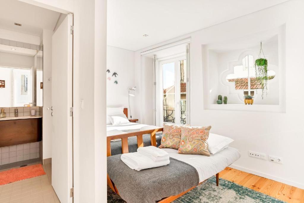 Host Wise - Lovely Shinny Flats With Balcony - Clerigos Porto Zewnętrze zdjęcie