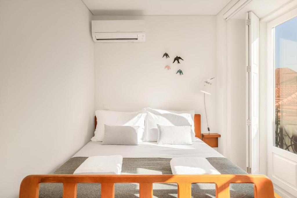 Host Wise - Lovely Shinny Flats With Balcony - Clerigos Porto Zewnętrze zdjęcie