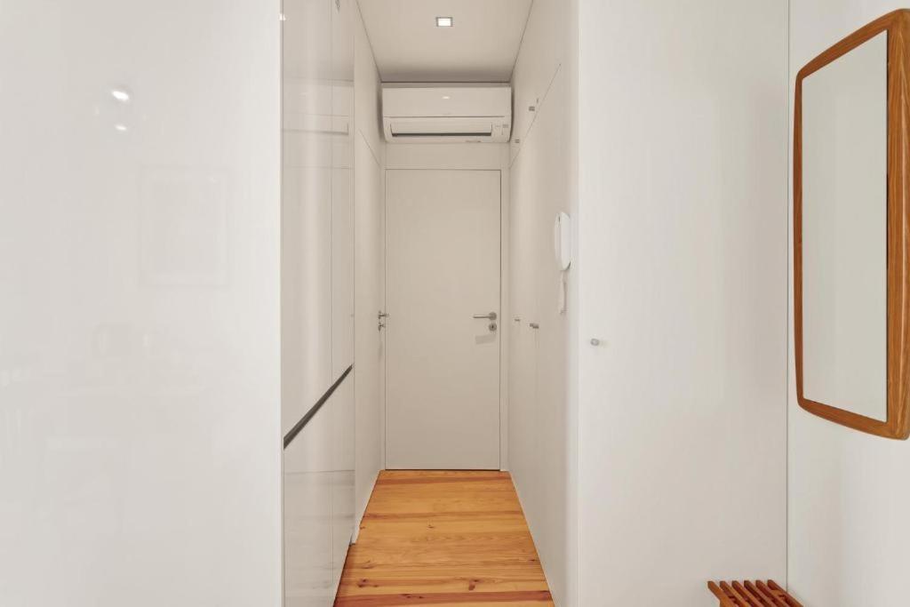 Host Wise - Lovely Shinny Flats With Balcony - Clerigos Porto Pokój zdjęcie